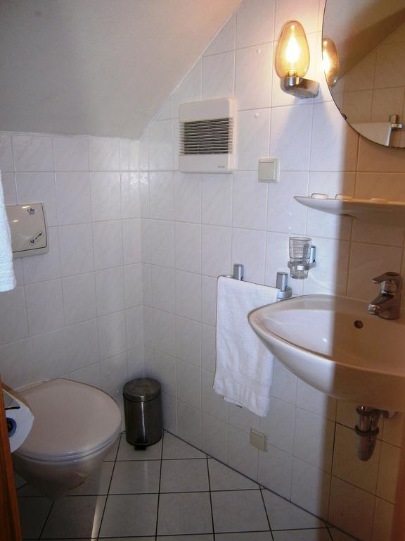 Hotel Strauss Waldbronn Phòng bức ảnh