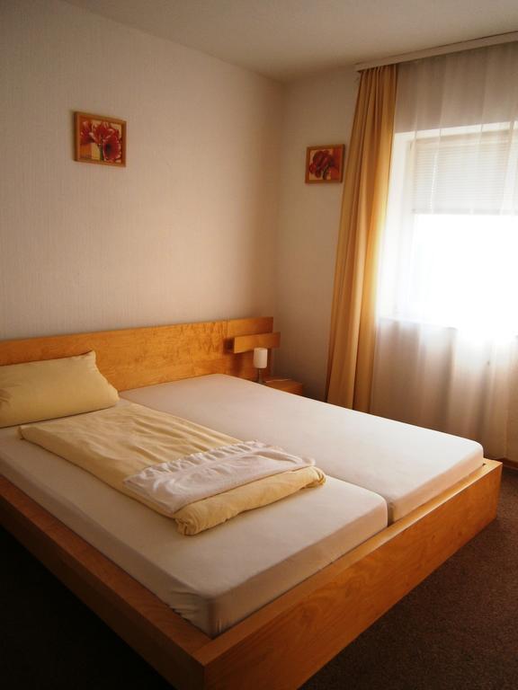 Hotel Strauss Waldbronn Phòng bức ảnh