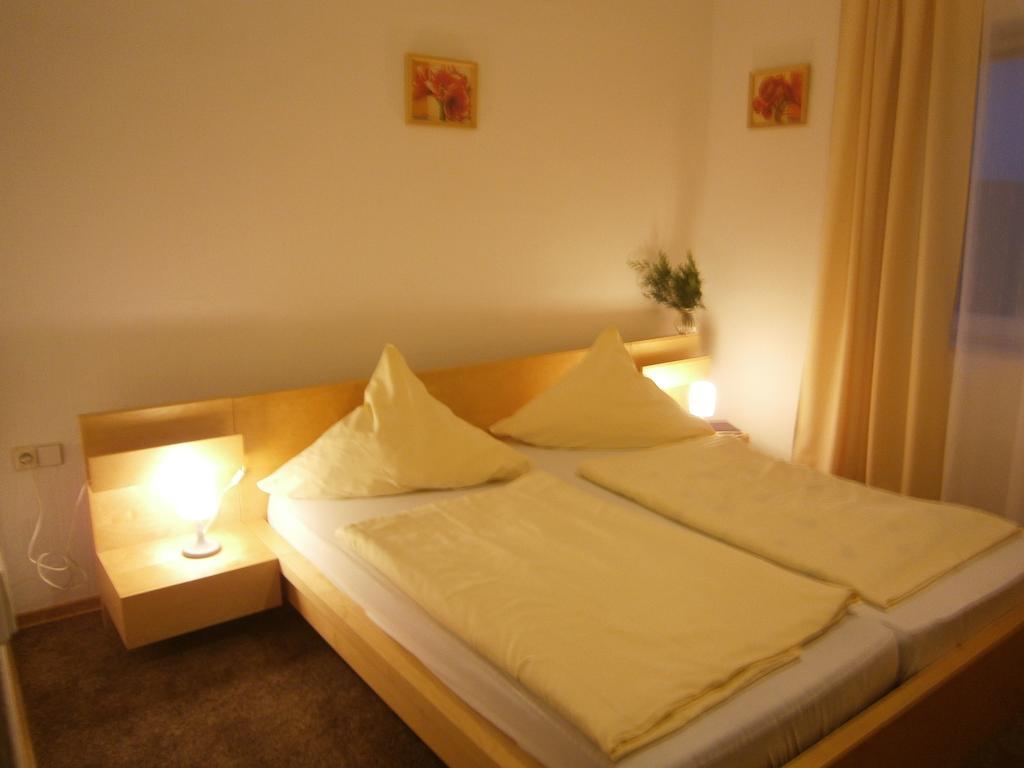 Hotel Strauss Waldbronn Phòng bức ảnh